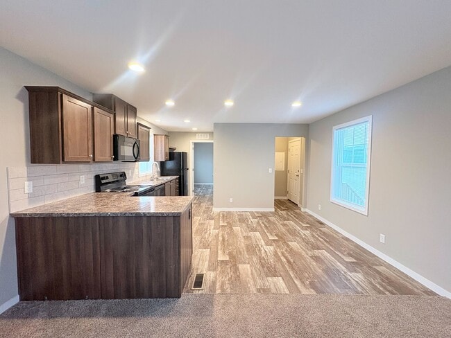 Photo - 10610 State Rte 762