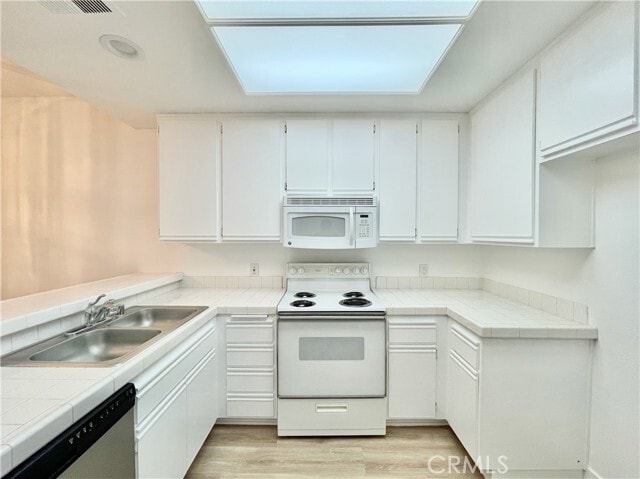 Photo - 2960 Champion Way Unidad 1503