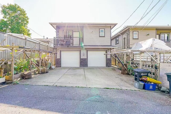 Photo - 2708 Boundary Rd