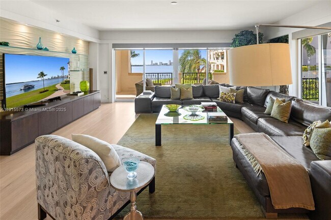 Photo - 4924 Fisher Island Dr Unit 4924