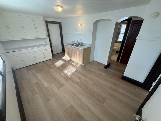 Building Photo - 3635 Dr. William Finlayson St Unit 3635A