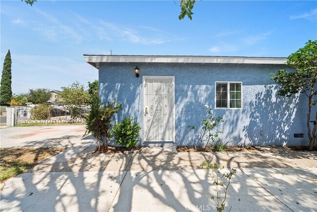 Building Photo - 9796 Stanwin Ave Unit 9796 Rental