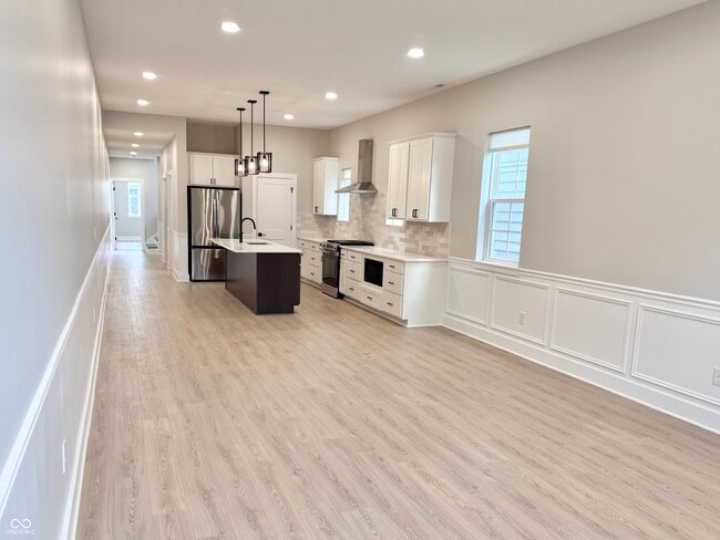 Photo - 2239 Carrollton Ave