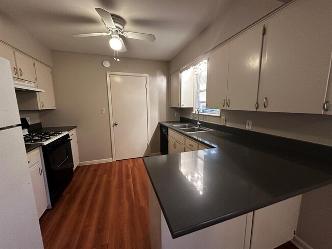 Photo - 2104 Wordsworth Dr