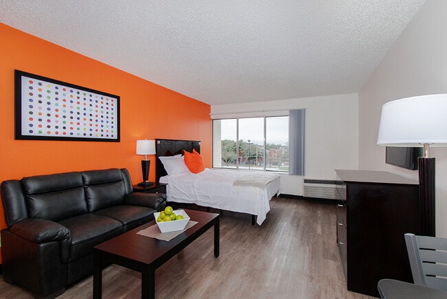 Photo - Siegel Select Dallas