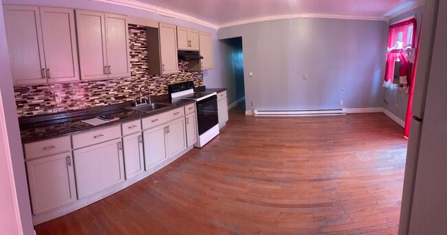 Photo - 232 W Oak St Unit #1