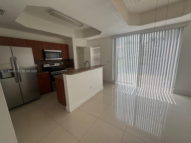 Photo - 4941 Tradewinds Ter
