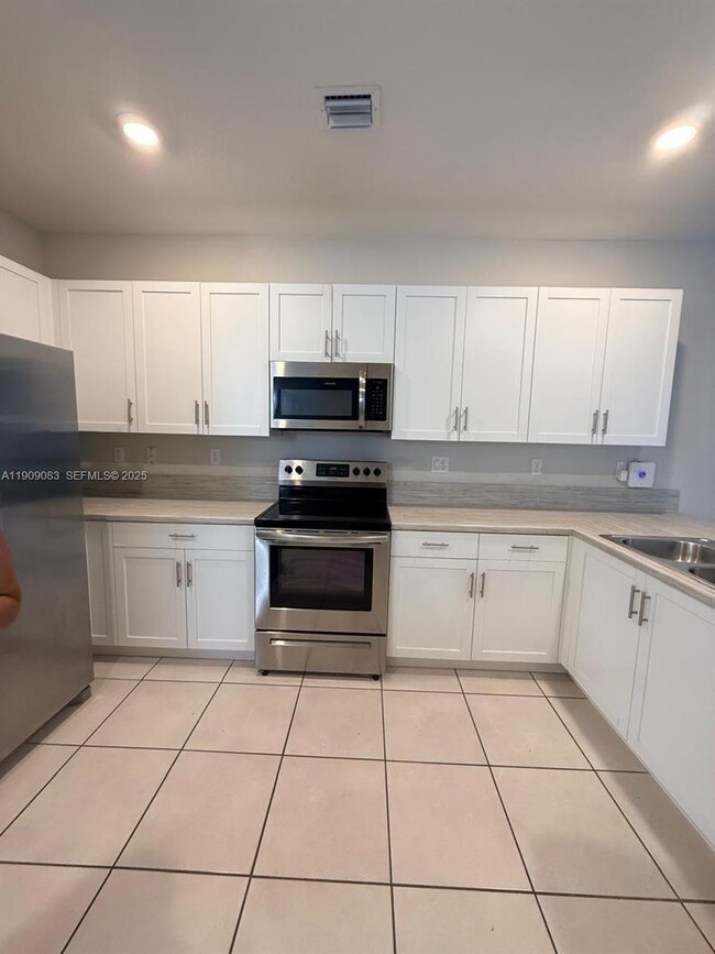 Photo - 12715 SW 230th Ter Unidad 1