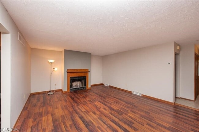 Photo - 28310 Center Ridge Rd