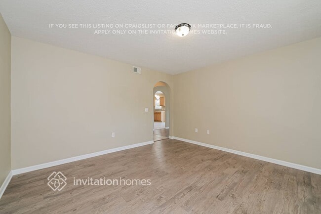 Photo - 1112 Imperial Eagle St