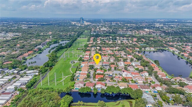 Photo - 5371 SW 32nd St