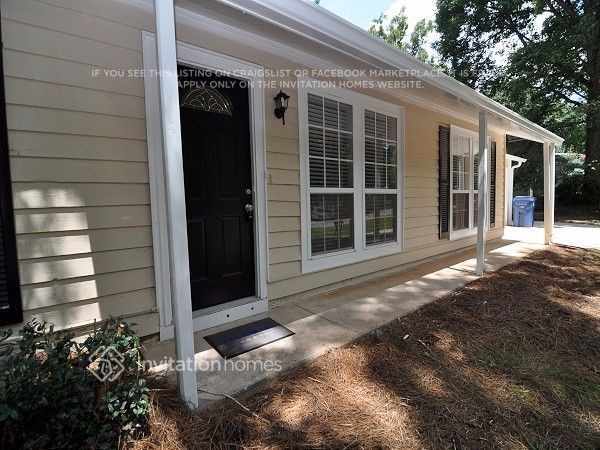 Photo - 1093 Sandalwood Dr