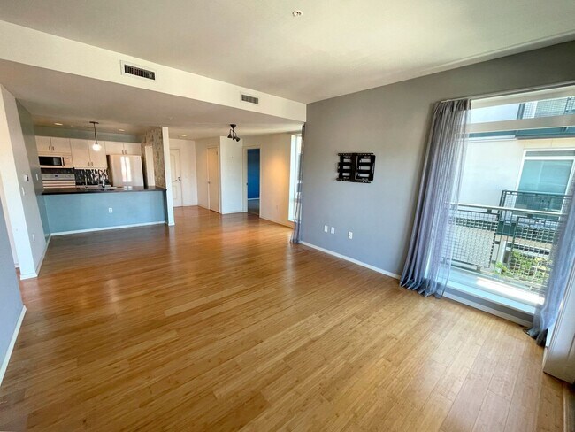 Photo - 1718 NE 11th Ave