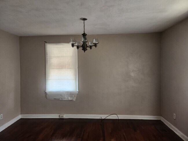 Photo - 3 Bedroom 1 Bath home in Midtown Columbus