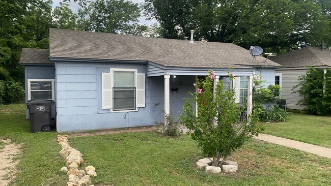 Photo - Freshly Painted and Ready for Immediate Move In