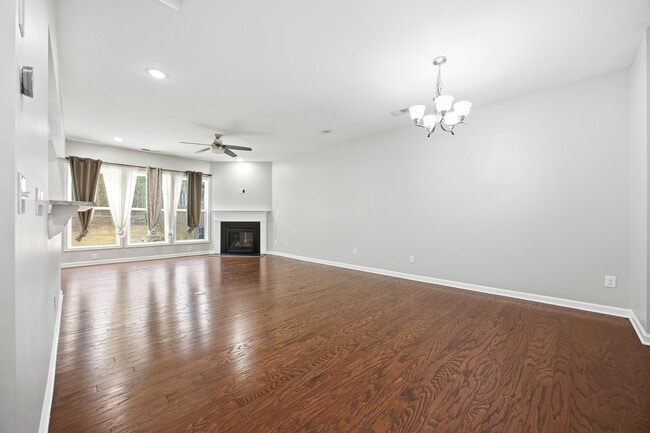 Photo - 7275 Heritage Oak Ct