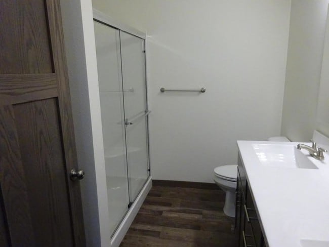 Photo - 706 McHugh Rd