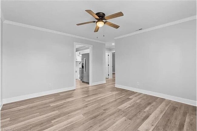 Photo - 1501 Earl Dr