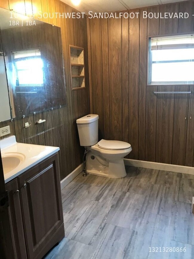 Photo - 10718 SW Sandalfoot Blvd Unidad R1