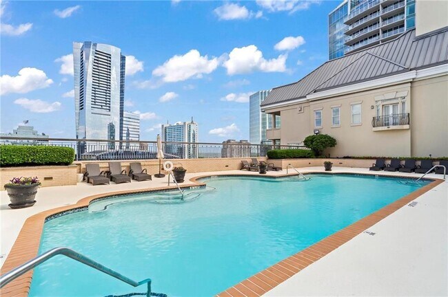 Photo - 3334 Peachtree Rd NE Unit 1714