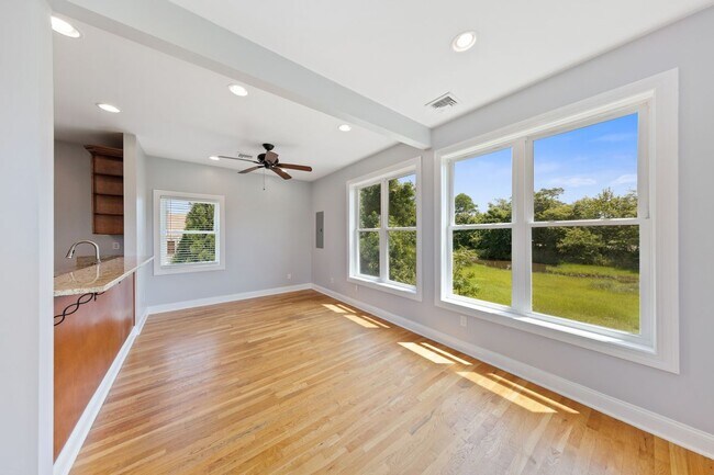 Photo - 44 Concord St