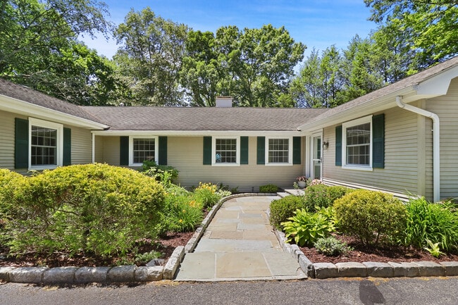 Photo - 182 Weaver St