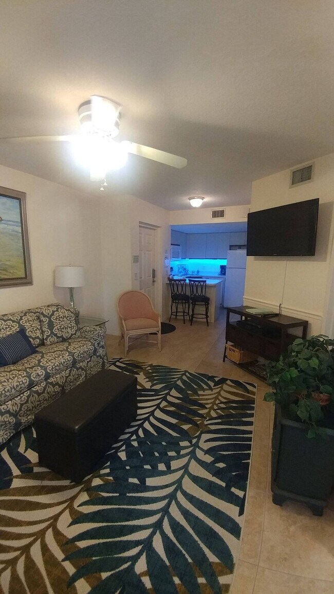 Photo - 8600 Ridgewood Ave Apartamento Unidad ID1346824P