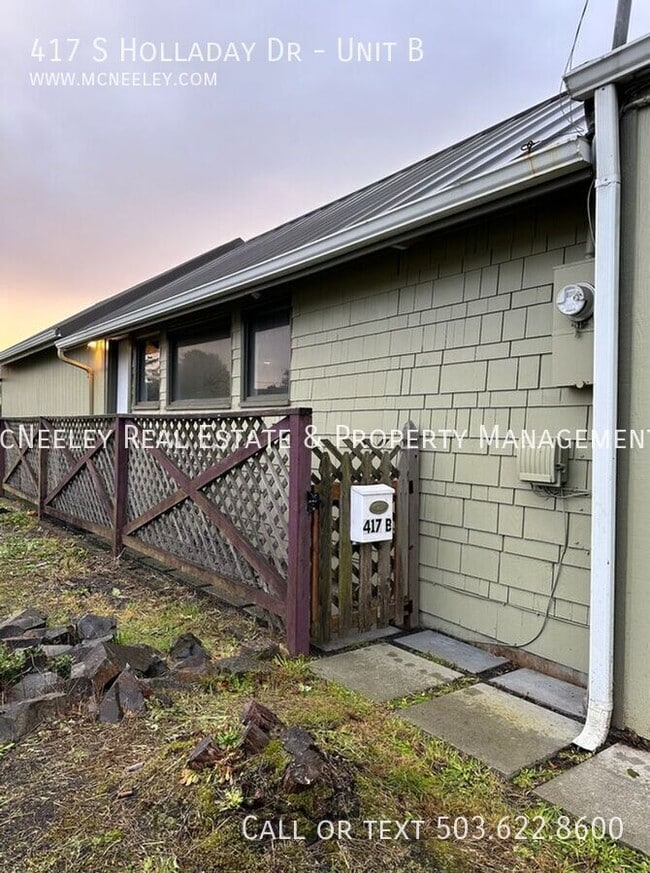 Photo - 417 S Holladay Dr Apartment Unit B