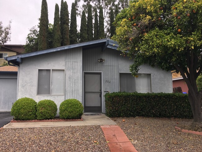 Two Bedroom Home Available in Oceanside! - Two Bedroom Home Available in Oceanside!