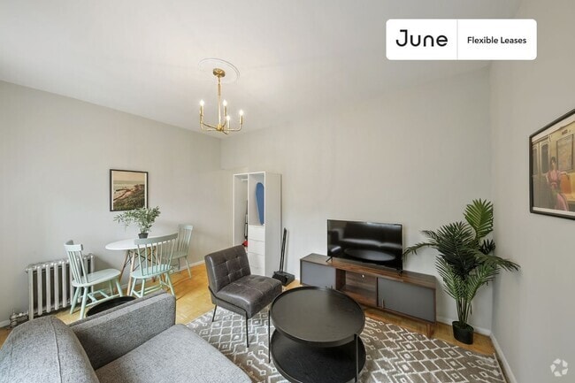 Building Photo - 3620 Broadway Rental