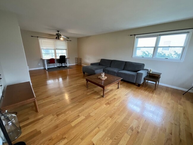 Photo - 3-bedroom, 3 bathroom, 12-month rental