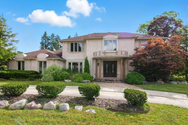 Building Photo - 5130 Provincial Dr
