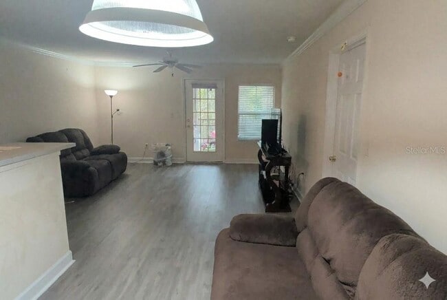 Photo - 18113 Sterling Gate Cir Unidad 18113