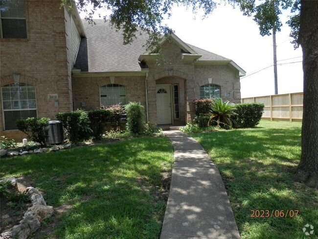 Building Photo - 1402 Cypress Cove St Rental