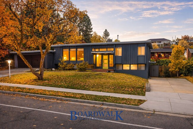 Building Photo - 1660 E 8600 S Unit 1660 E 8600 S #B