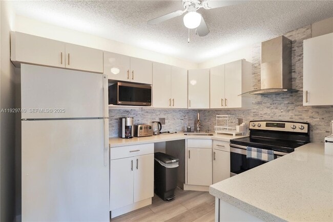 Photo - 313 Knotty Pine Cir Unidad A-2