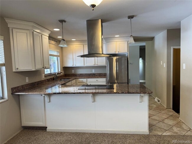 Photo - 2524 S Oneida St