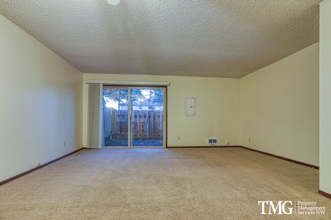 Photo - 15708-15708 SE 3rd St Unit 15706