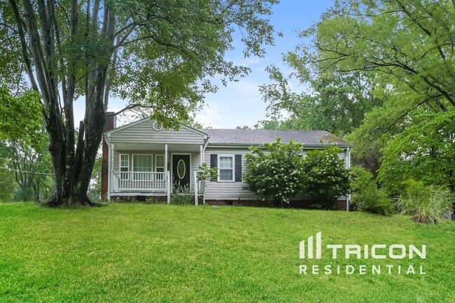 Photo - 158 Shamrock St NE Townhome
