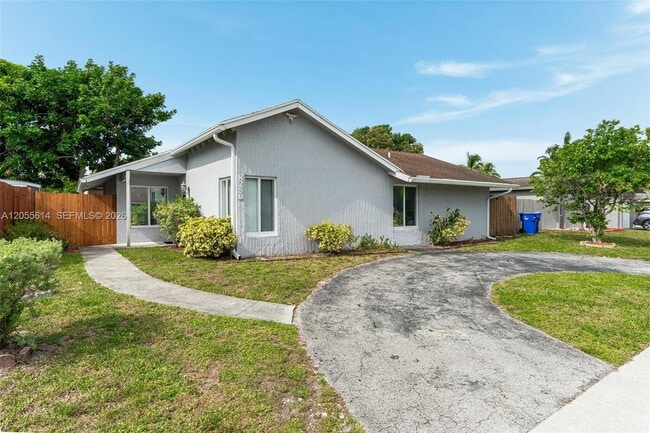 Photo - 8250 SW 3rd Pl