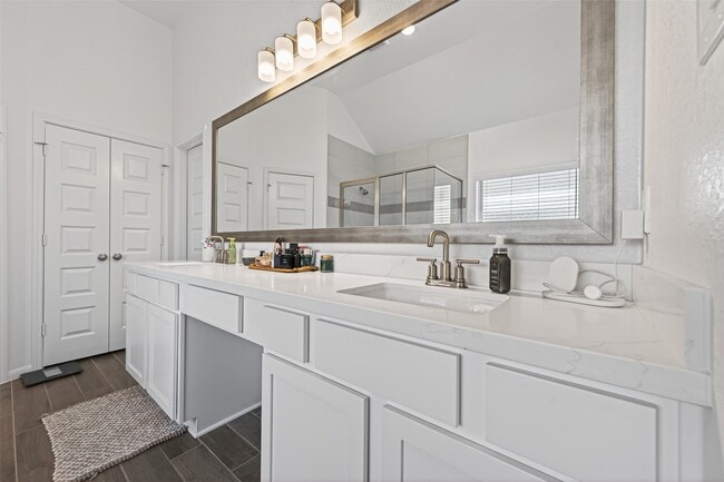 Photo - 32226 Cedar Crst Dr