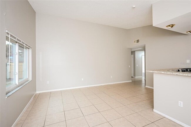Photo - 809 Largo Ct