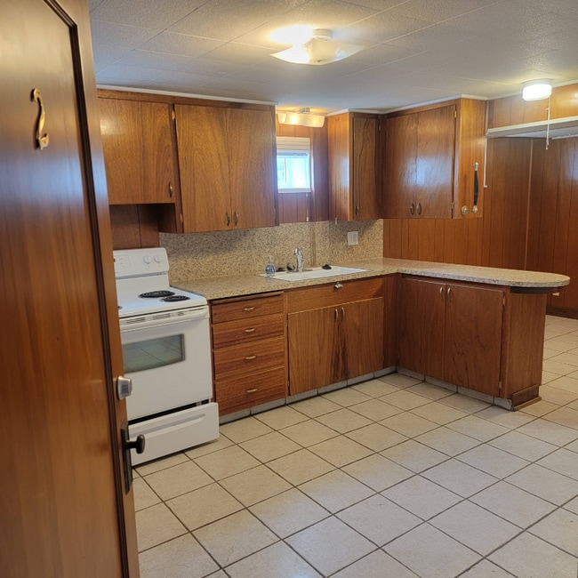 Photo - 2654 Tyler Ave Unit 2