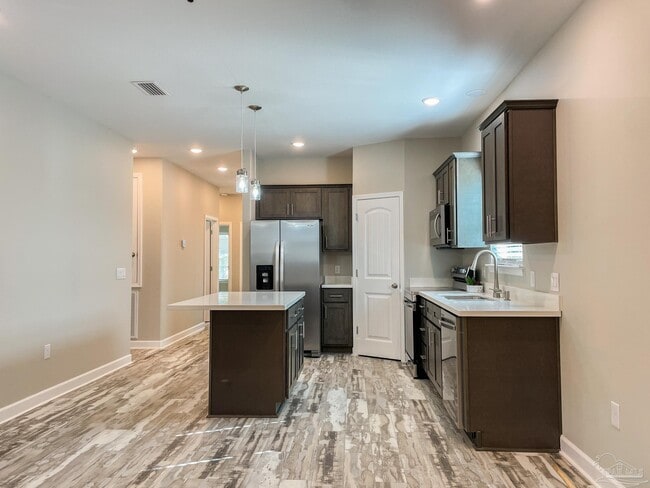 Photo - 5170 Burlington Ave