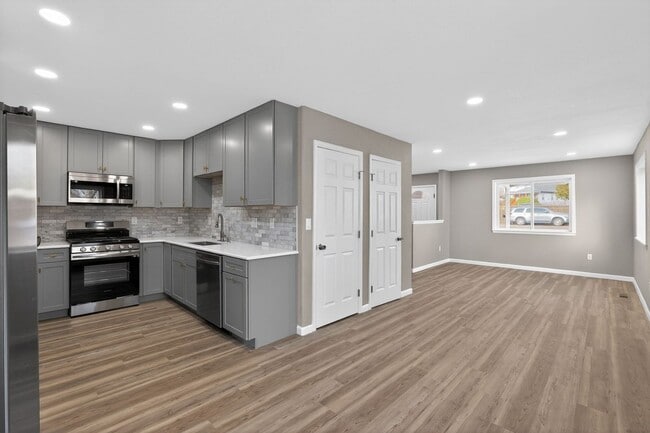 Photo - 227 Crestone Ave