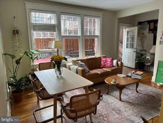 Photo - 1618 S St NW Unit 2