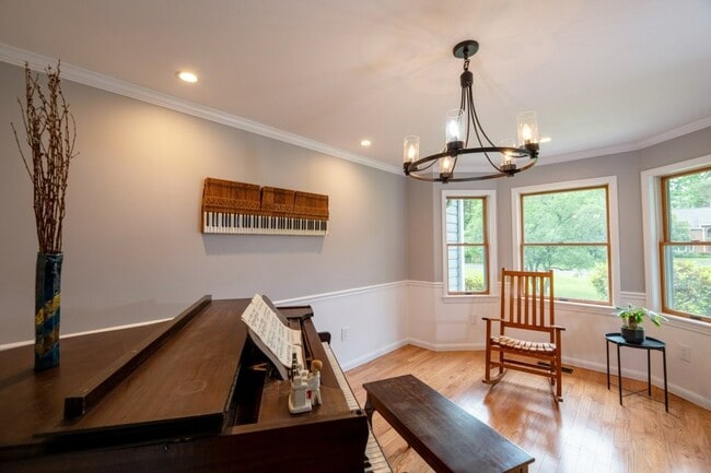 Photo - 5 Arrowood Ln