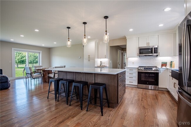 Photo - 6251 Meadow Dr