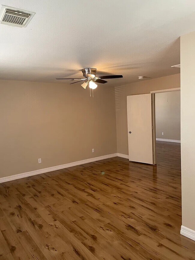 Photo - 18211 Temple Hill Ln