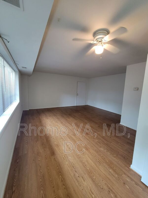 3220 S 28th St Unit 204